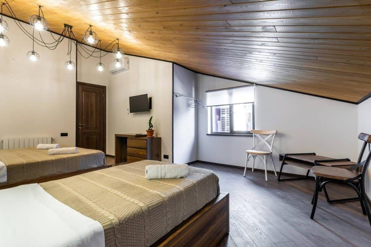 3Br Apt W Huge Terrace & Magnificent Views Tbilisi Ngoại thất bức ảnh